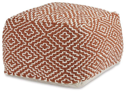 Brynnsen Pouf - Golden Home Furniture