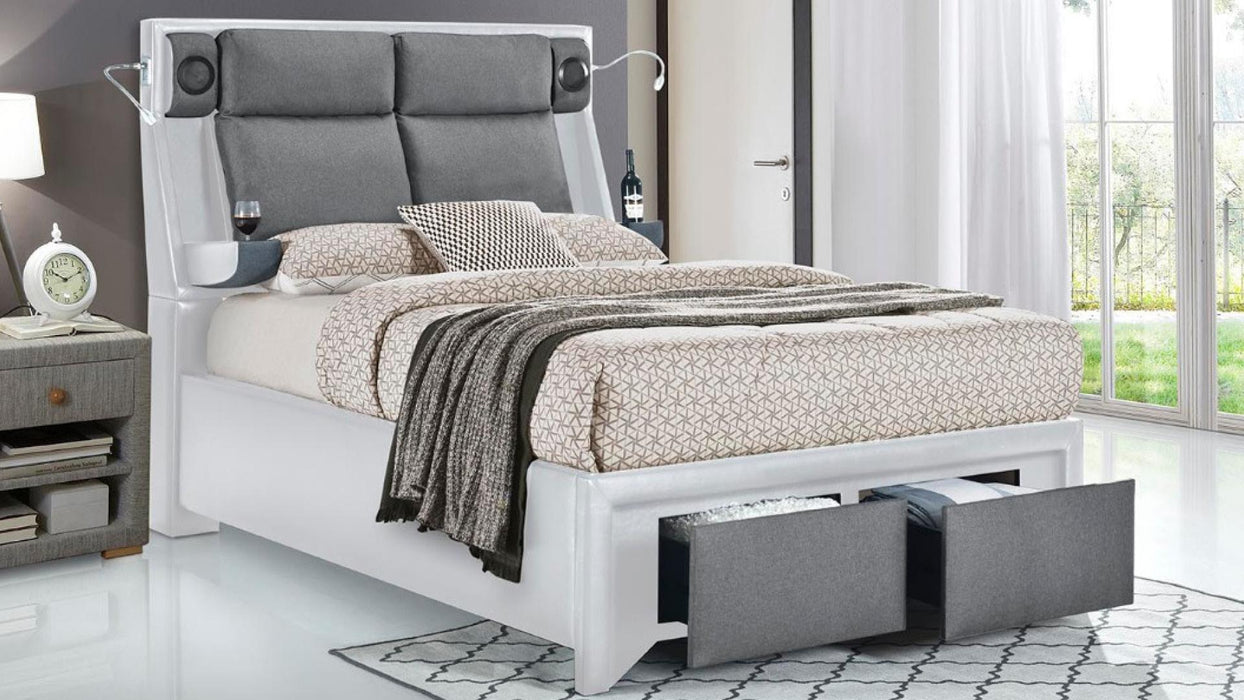 Harleson KING BED - B562-K