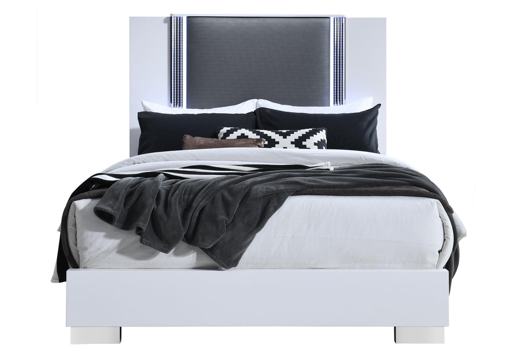 YLIME SMOOTH WHITE QUEEN BED WITH LED - Golden Home Furniture (Columbus, OH) - Multi Location