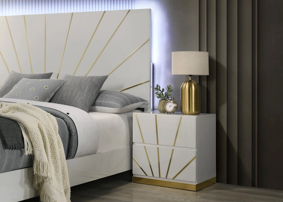 King Bed - Dresser - Mirror