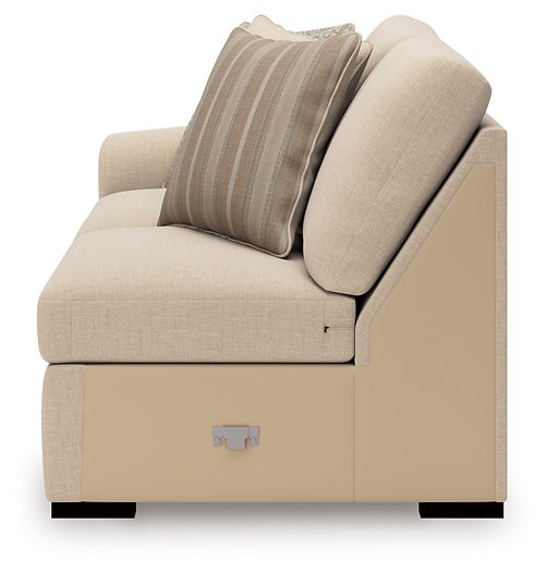 LadyMae Sectional with Chaise - Golden Home Furniture (Columbus, OH) - Multi Location