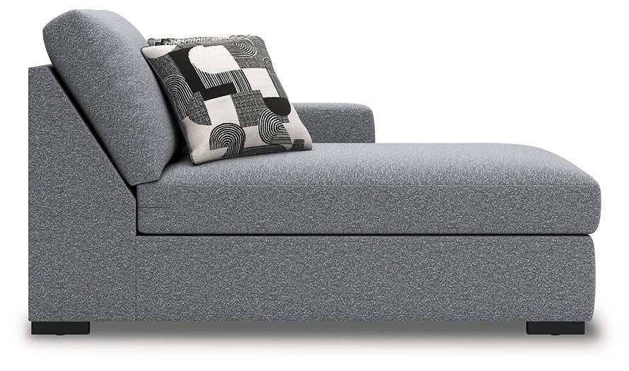 Bealton Sectional with Chaise - Golden Home Furniture (Columbus, OH) - Multi Location