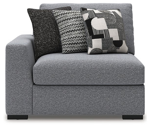 Bealton Sectional with Chaise - Golden Home Furniture (Columbus, OH) - Multi Location