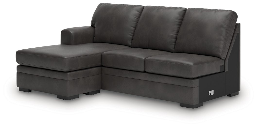 Lofton-Pike Sectional with Chaise - Golden Home Furniture (Columbus, OH) - Multi Location