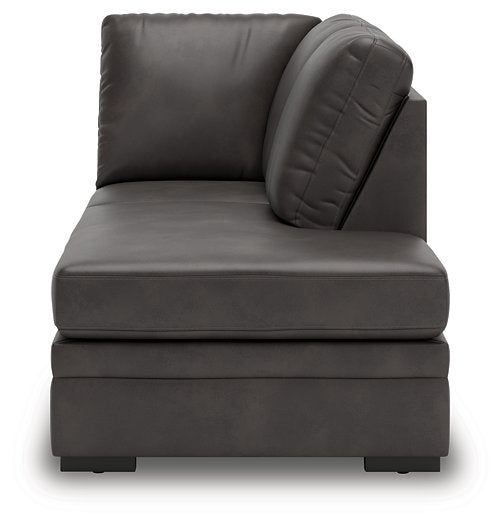 Lofton-Pike Sectional with Chaise - Golden Home Furniture (Columbus, OH) - Multi Location