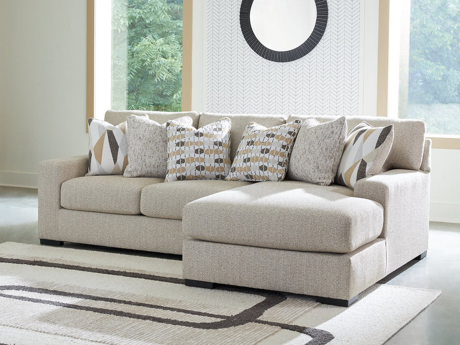 Laurelgrove Sectional Sofa Chaise - Golden Home Furniture 