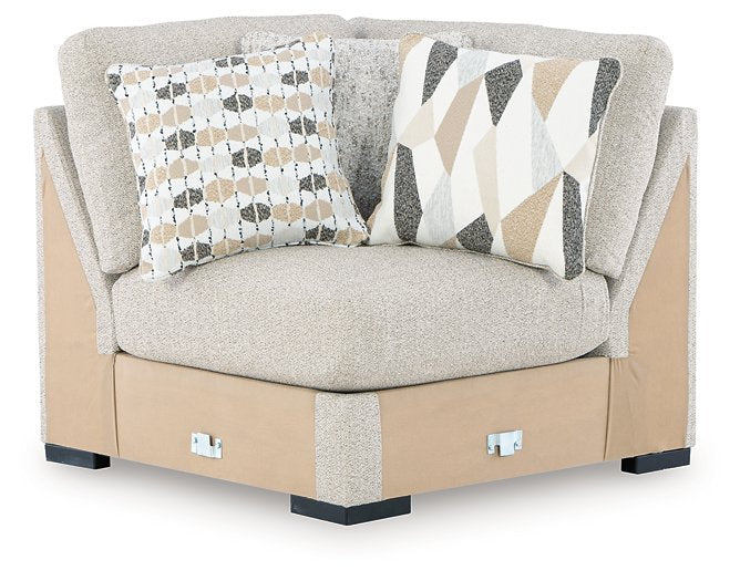 Laurelgrove Sectional with Chaise - Golden Home Furniture 