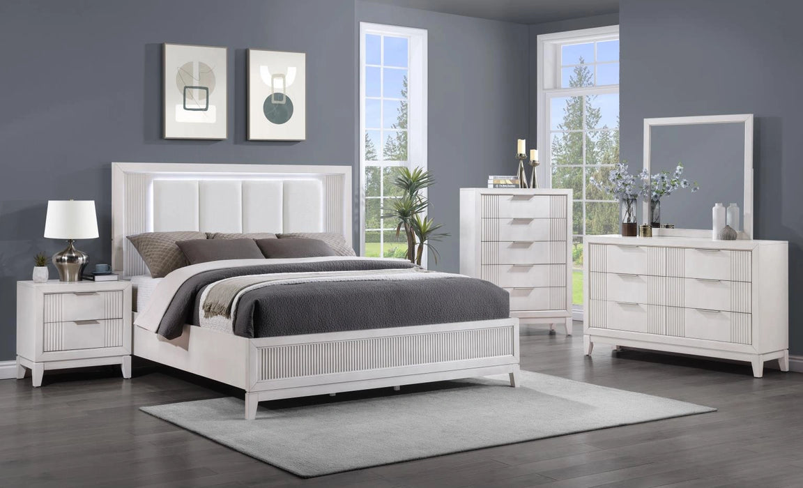 B252 Bed-Dresser-Mirror