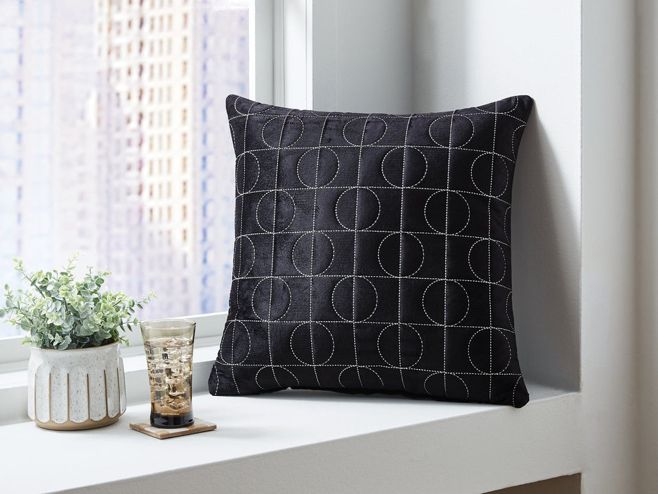 Kydner Pillow (Set of 4) - Golden Home Furniture 