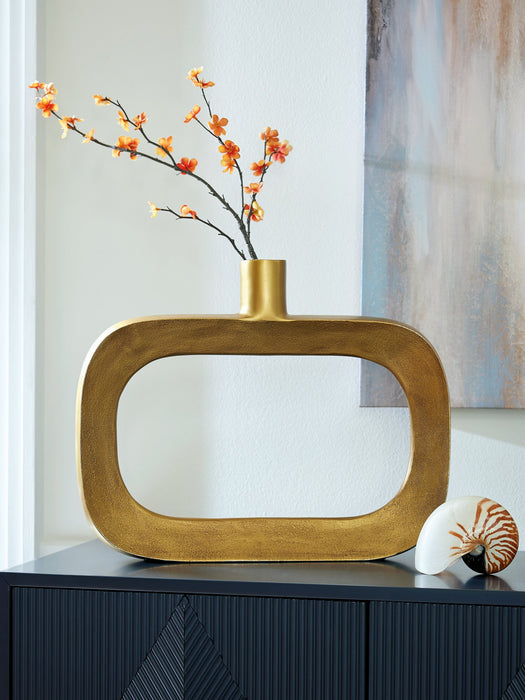 Lawtonville Vase - Golden Home Furniture (Columbus, OH) - Multi Location