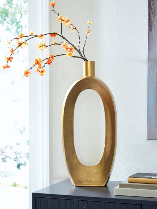 Lawtonville Vase - Golden Home Furniture (Columbus, OH) - Multi Location