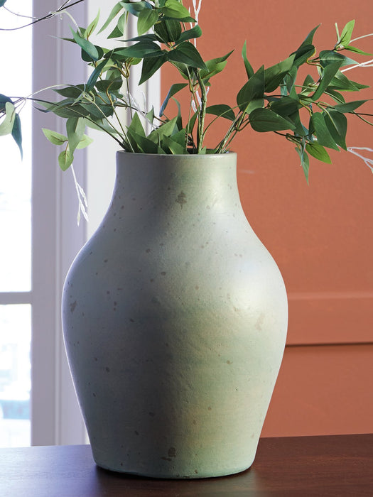 Baychester Vase - Golden Home Furniture (Columbus, OH) - Multi Location