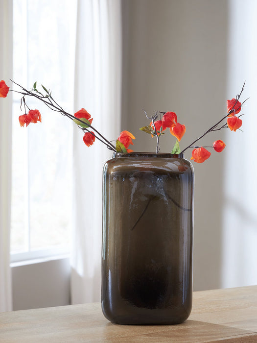 Sumner Vase - Golden Home Furniture 