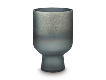 Pennmore Vase - Golden Home Furniture 