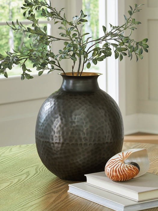 Woody Vase - Golden Home Furniture 