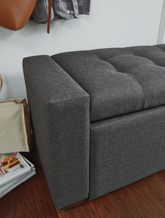 Cortwell Storage Bench - Golden Home Furniture 