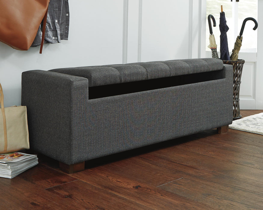 Cortwell Storage Bench - Golden Home Furniture 