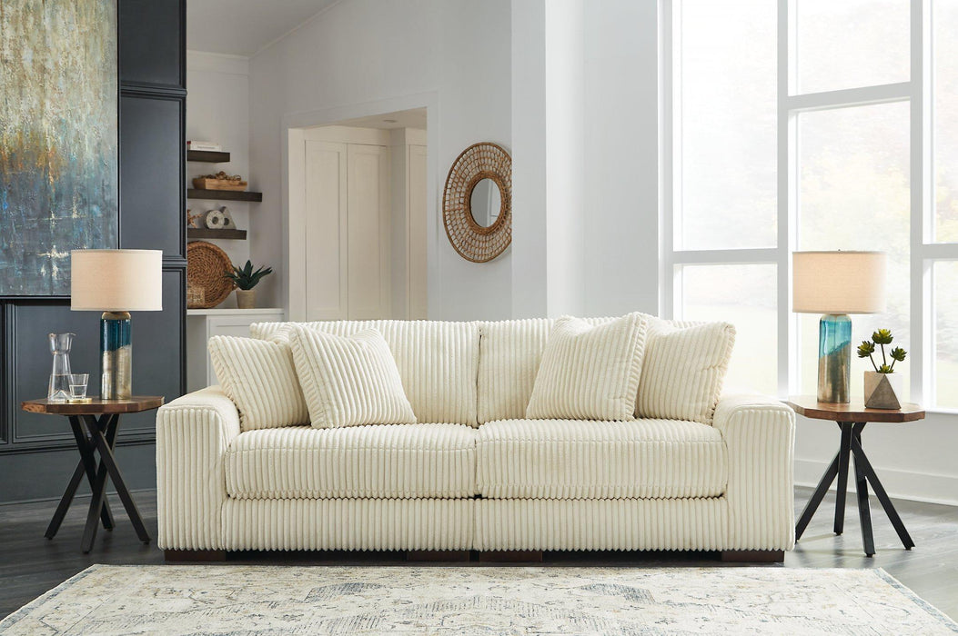 Lindyn Sectional Sofa - Golden Home Furniture 