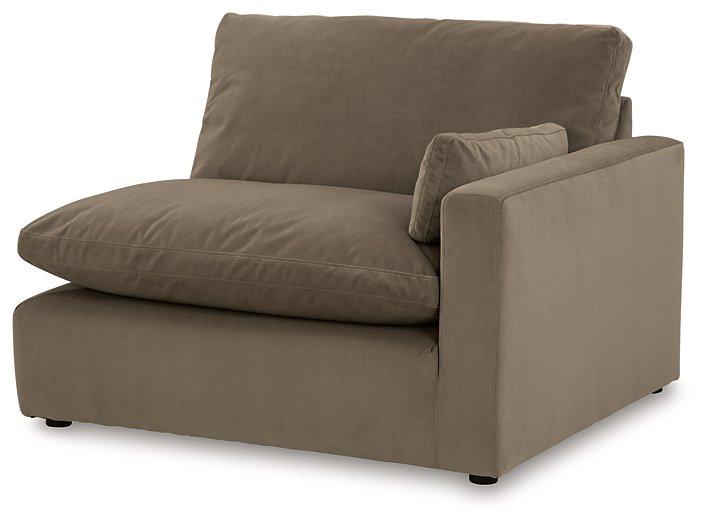 Sophie Sectional - Golden Home Furniture 