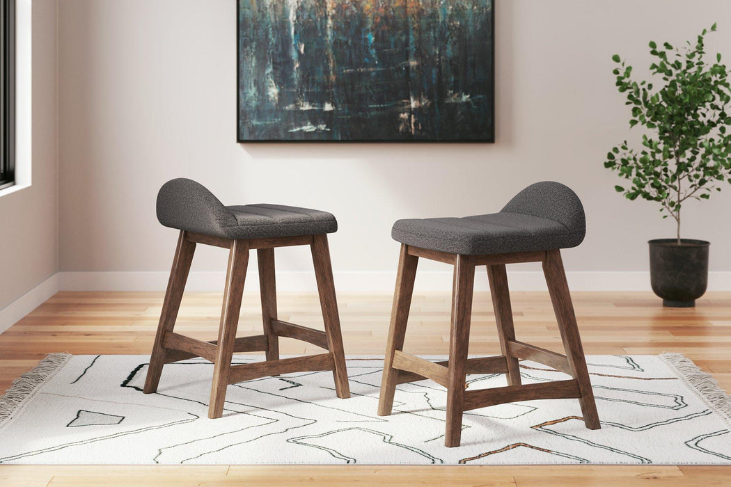 Lyncott Dining Room Set - Golden Home Furniture (Columbus, OH) - Multi Location