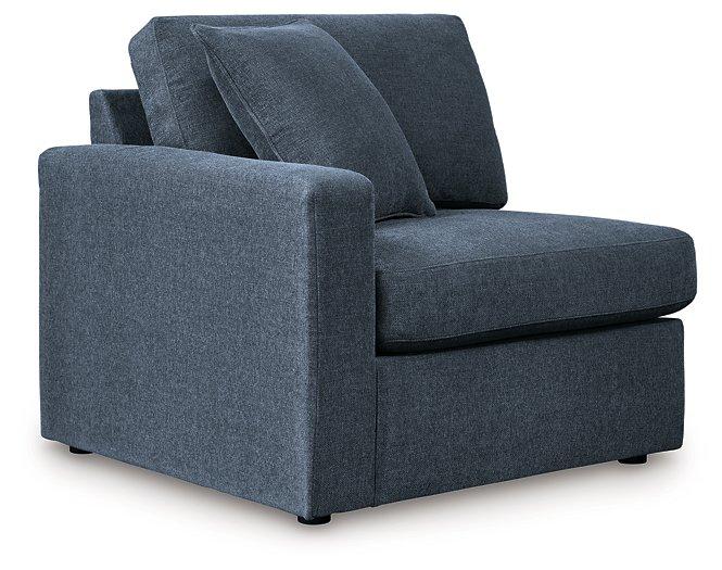 Modmax Sectional with Audio System - Golden Home Furniture (Columbus, OH) - Multi Location