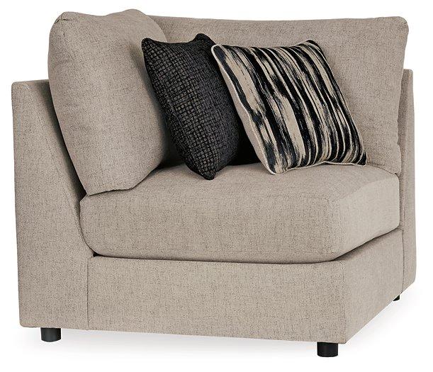 Kellway Sectional - Golden Home Furniture 