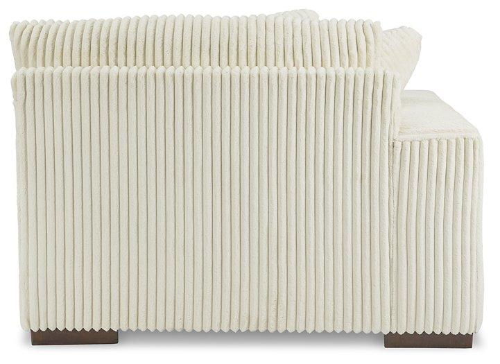 Lindyn Sectional with Chaise - Golden Home Furniture 
