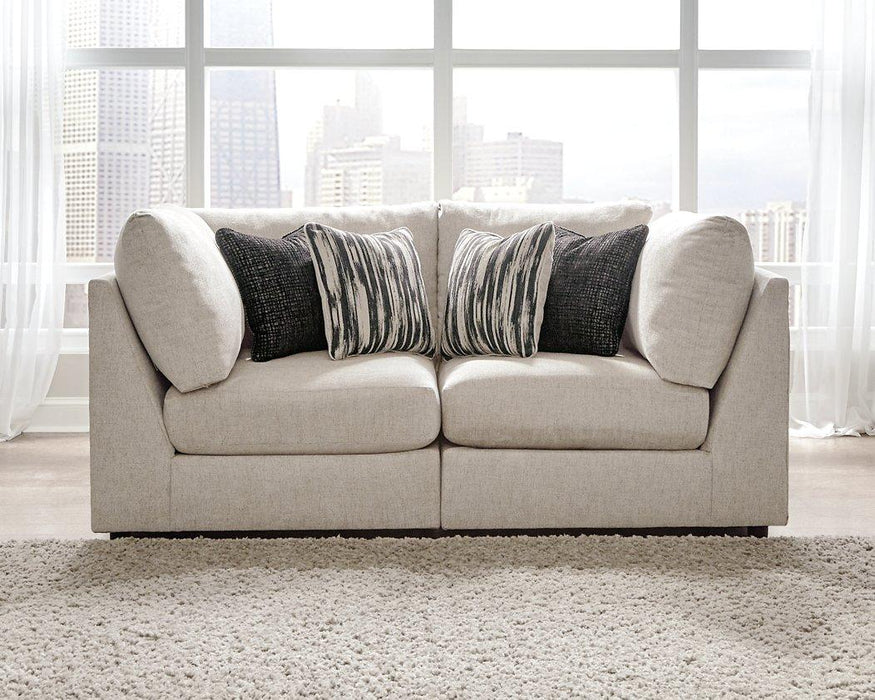 Kellway Sectional - Golden Home Furniture 
