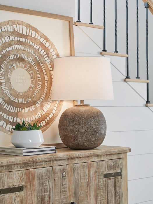 Neavesboro Lamp Set - Golden Home Furniture (Columbus, OH) - Multi Location