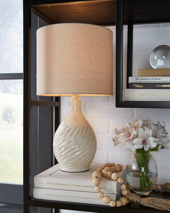 Garinton Lamp Set - Golden Home Furniture (Columbus, OH) - Multi Location