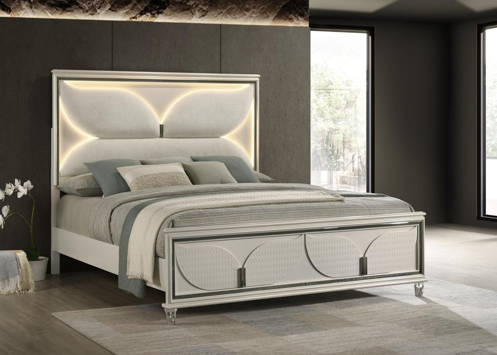 King Bed - Dresser - Mirror