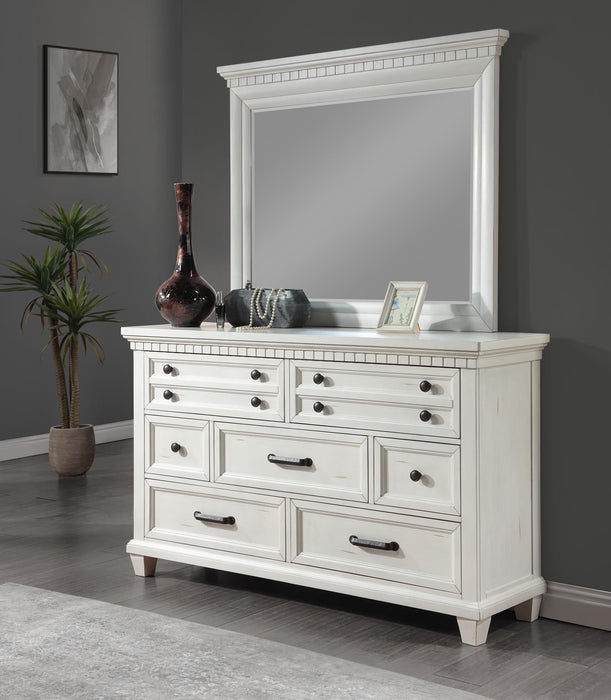 B078 White Mirror
