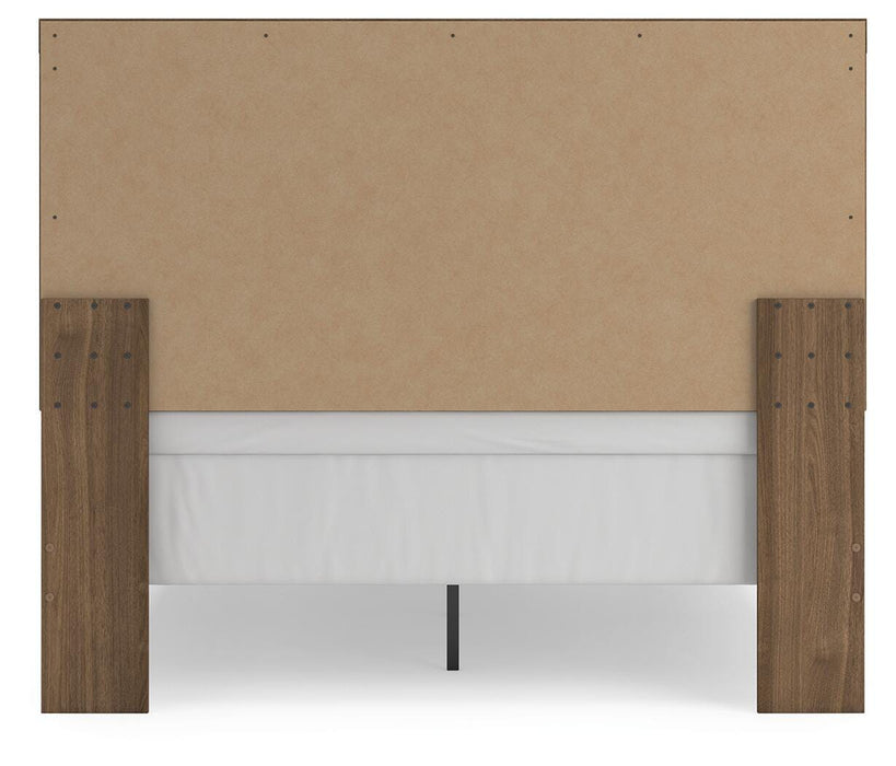 Broachmyn Bed - Golden Home Furniture 