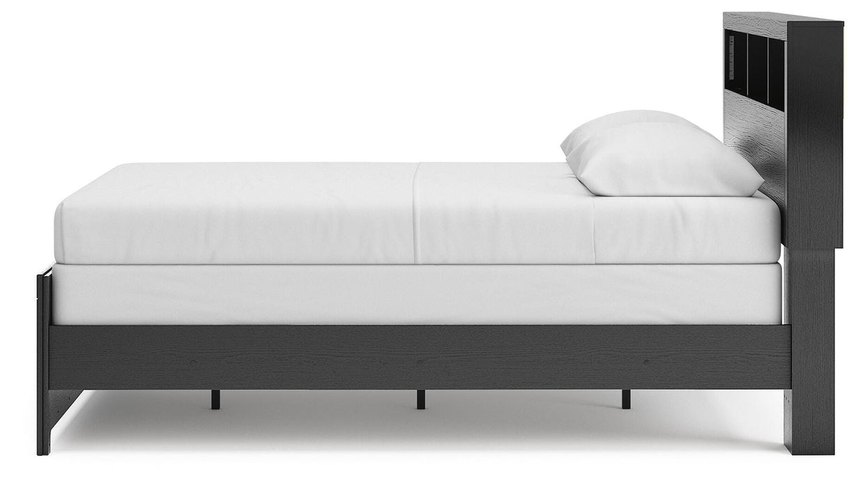 Broachmyn Bed - Golden Home Furniture 