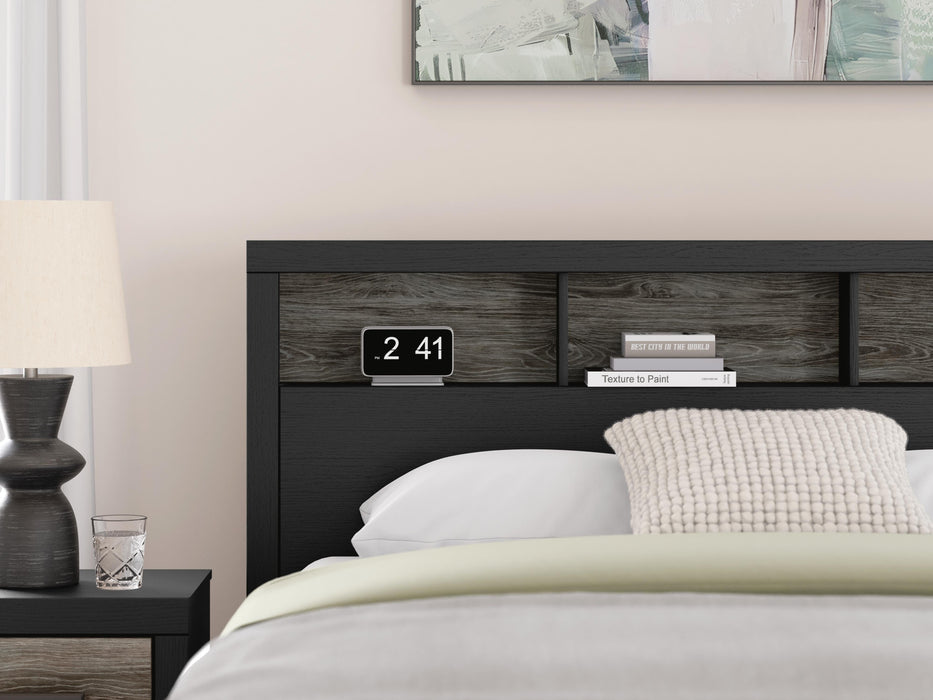 Broachmyn Bed - Golden Home Furniture 