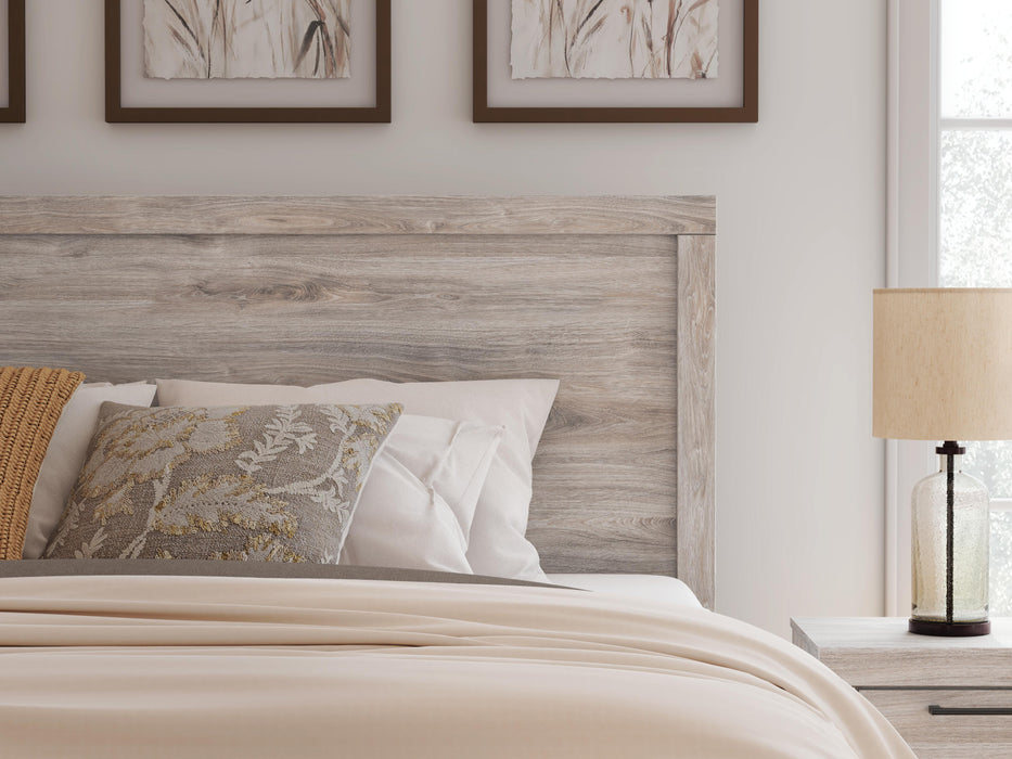 Broachmyn Bed - Golden Home Furniture 
