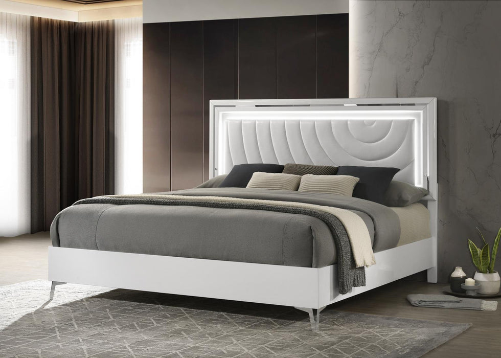 King Bed - Dresser - Mirror
