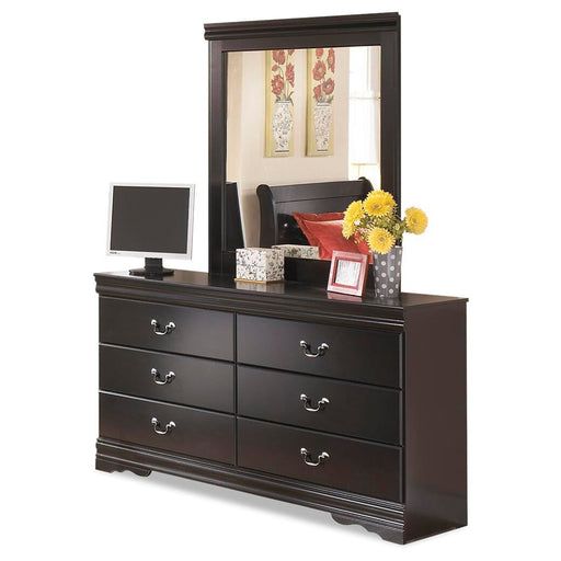 Huey Vineyard Dresser and Mirror - Golden Home Furniture 