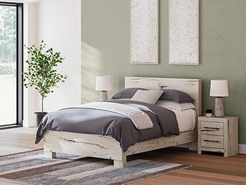 Lawroy Bed - Golden Home Furniture 