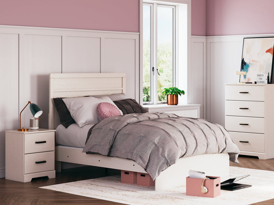 Stelsie Bed - Golden Home Furniture 