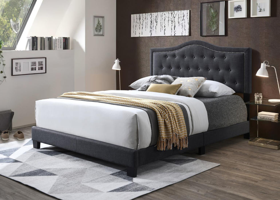 B603 Black Bed