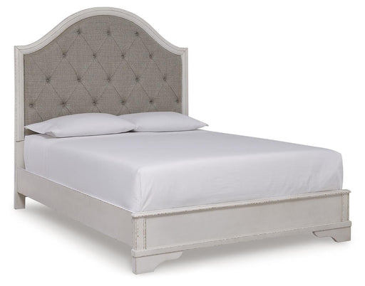 Blendon Queen Upholstered Bed - Golden Home Furniture 