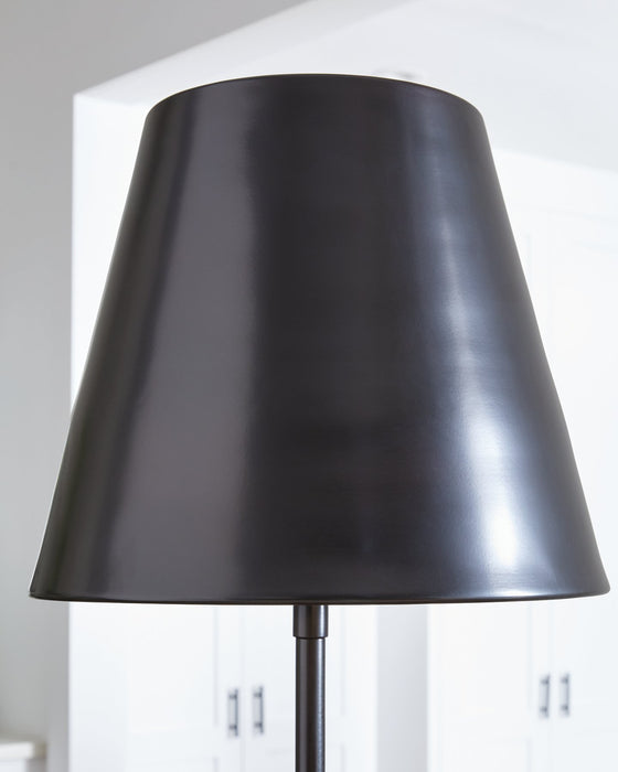 Wimner Floor Lamp - Golden Home Furniture 