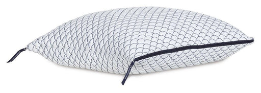 DreamCloudTM Classic / Pillow (Set of 4) - Golden Home Furniture 