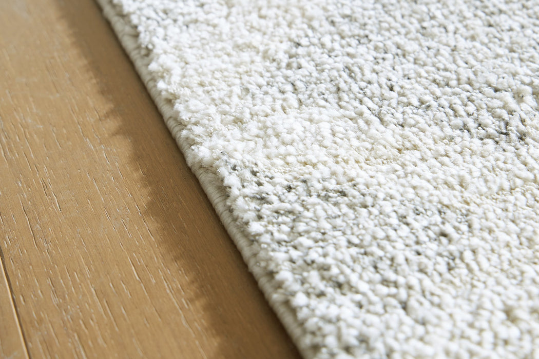 Unawick Large Rug - Golden Home Furniture 