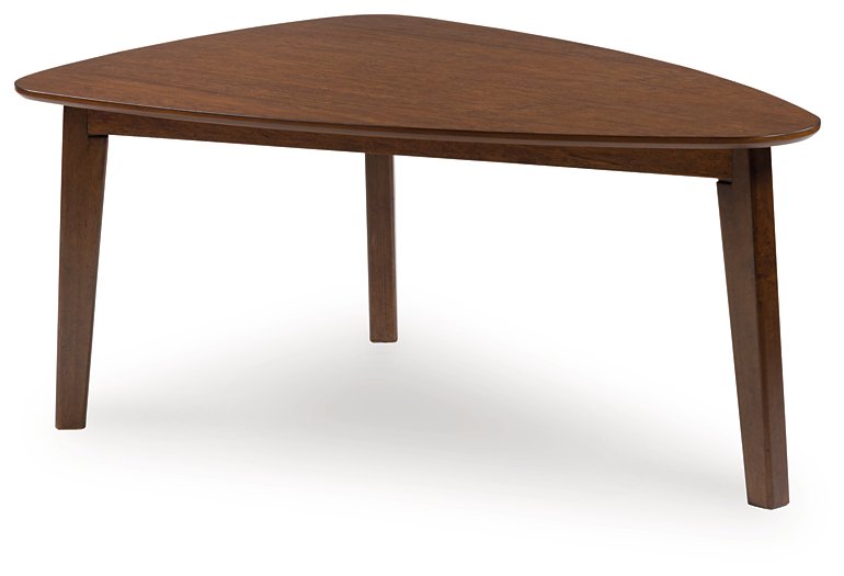 Lyncott Table (Set of 3) - Golden Home Furniture 