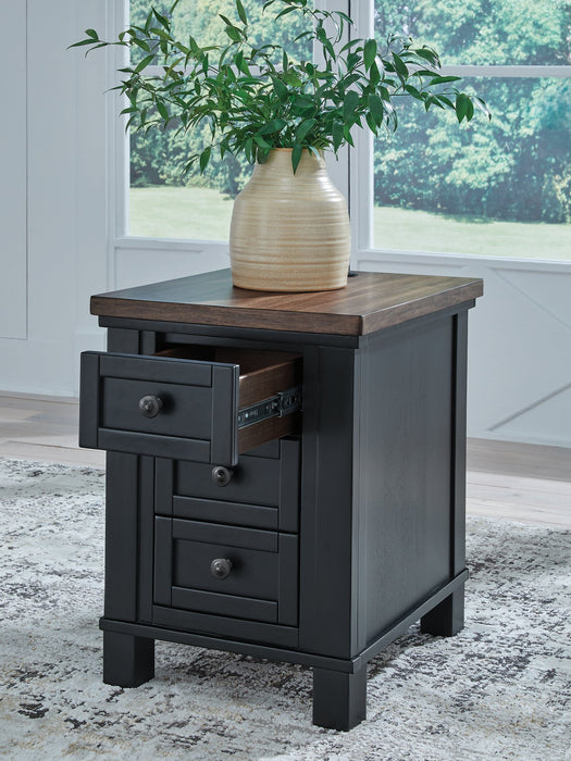 Wildenauer Chairside End Table - Golden Home Furniture (Columbus, OH) - Multi Location