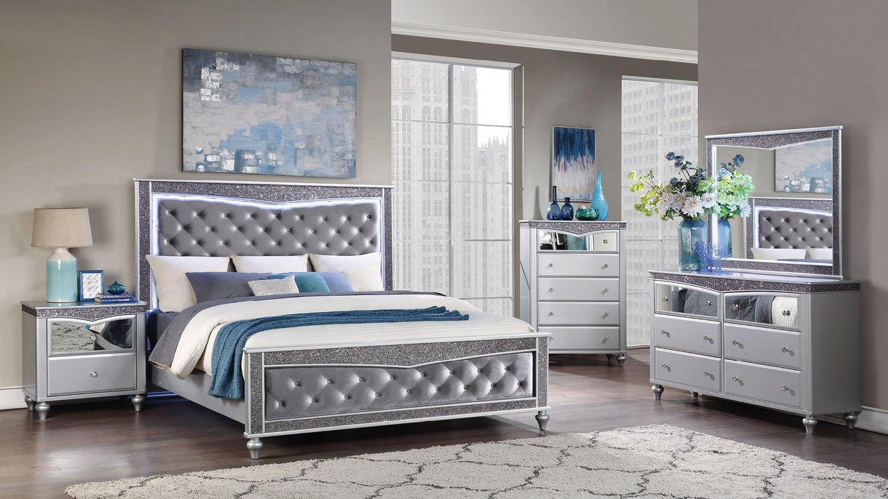 Chloe QUEEN BED - B044-Q