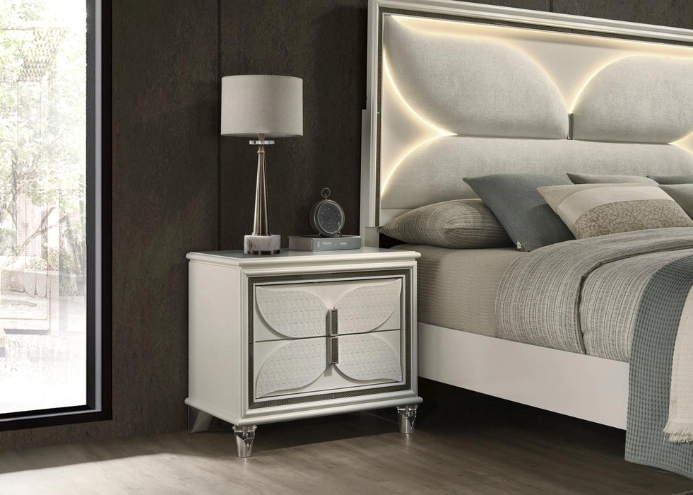 Mysterious Gold King Bed