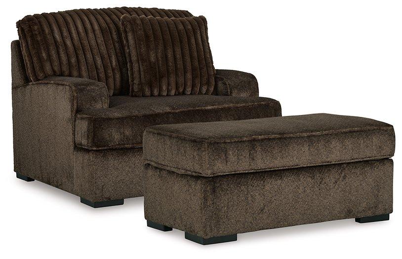 Aylesworth Upholstery Package - Golden Home Furniture (Columbus, OH) - Multi Location